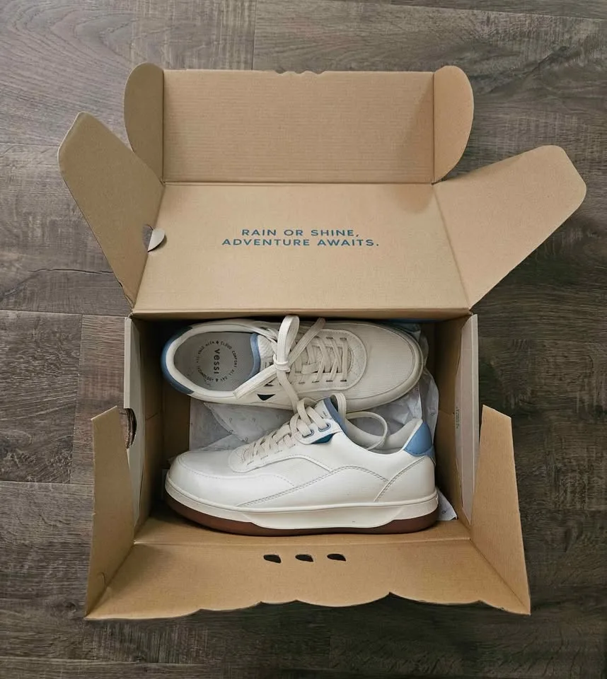 Women's Vessi Courtside Classic Shoes image indicator(8)