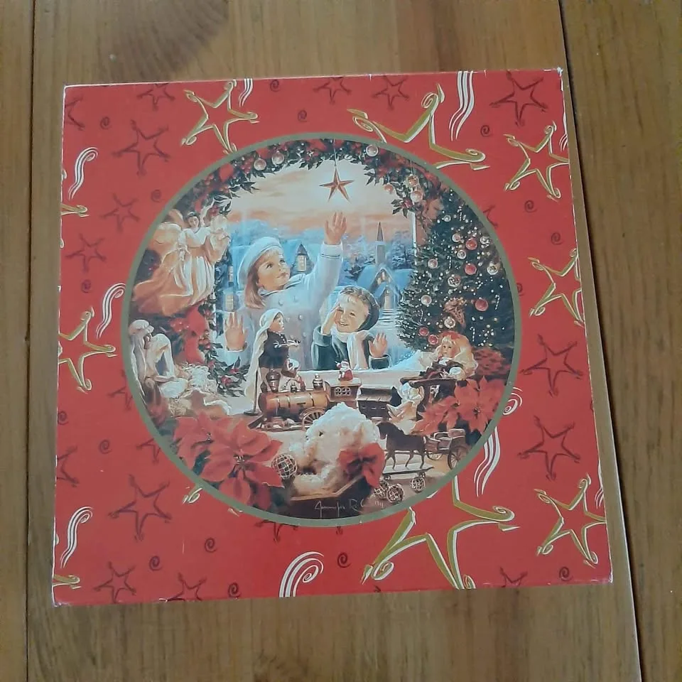 🥕Christmas Limited Edition Sears Collector Plate image indicator(2)