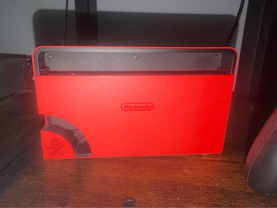 Nintendo Switch OLED — Mario Red Edition + Accessories - photo 3