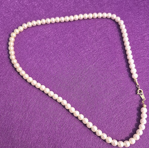 Vintage Faux Pearl Necklace*