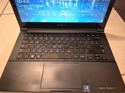 Samsung ATIV Book 9 with Touchscreen image indicator(6)