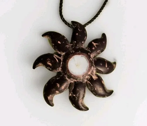 coconut shell necklace* image indicator(2)