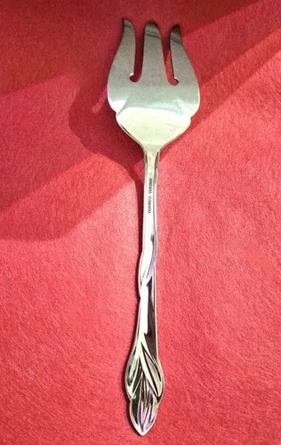 Vintage Oneida Serving Fork - Eden* thumbnail