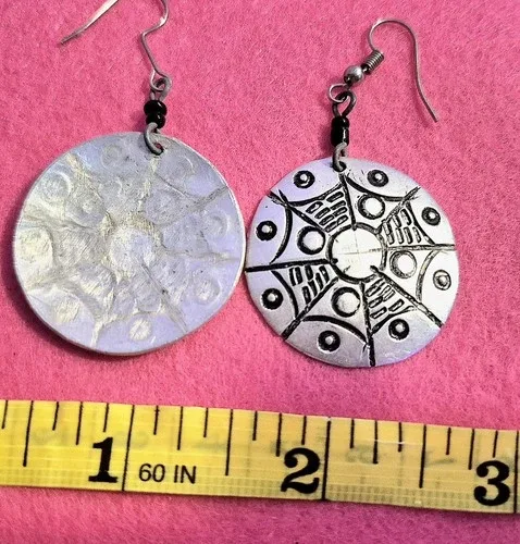 Silver And Black Dangle earrings* image indicator(2)