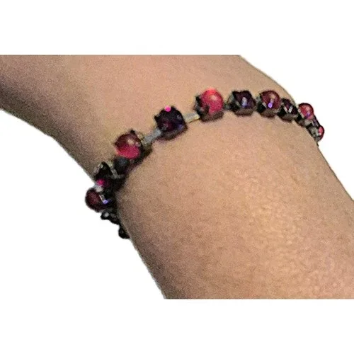 red stone bracelet thumbnail