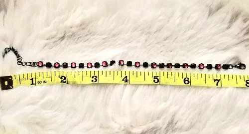 red stone bracelet image indicator(4)