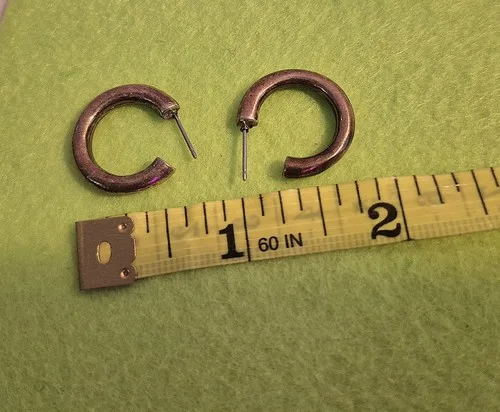 C Hoop earrings for women image indicator(2)