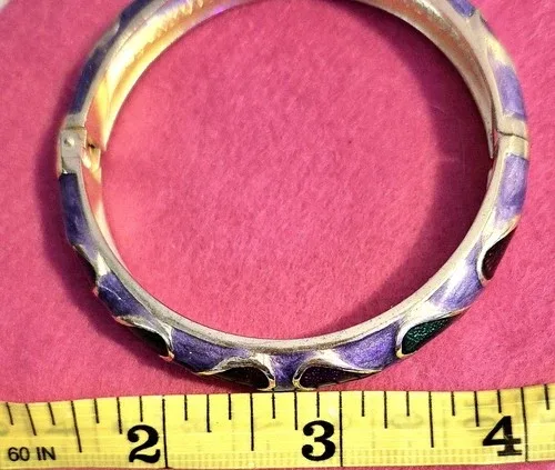 Purple Hinged Heart bracelet* image indicator(3)