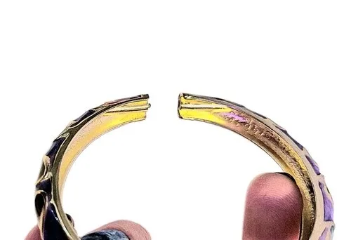 Purple Hinged Heart bracelet* image indicator(4)