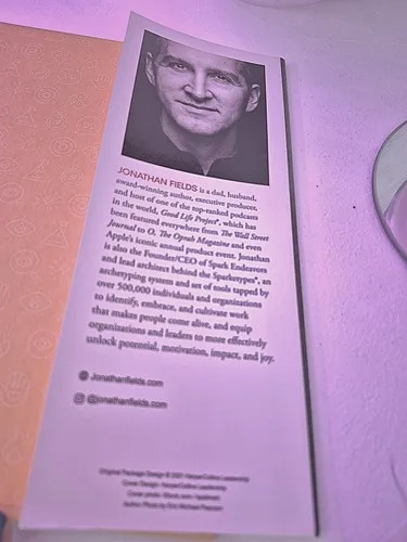 Sparked - Jonathan Fields image indicator(3)