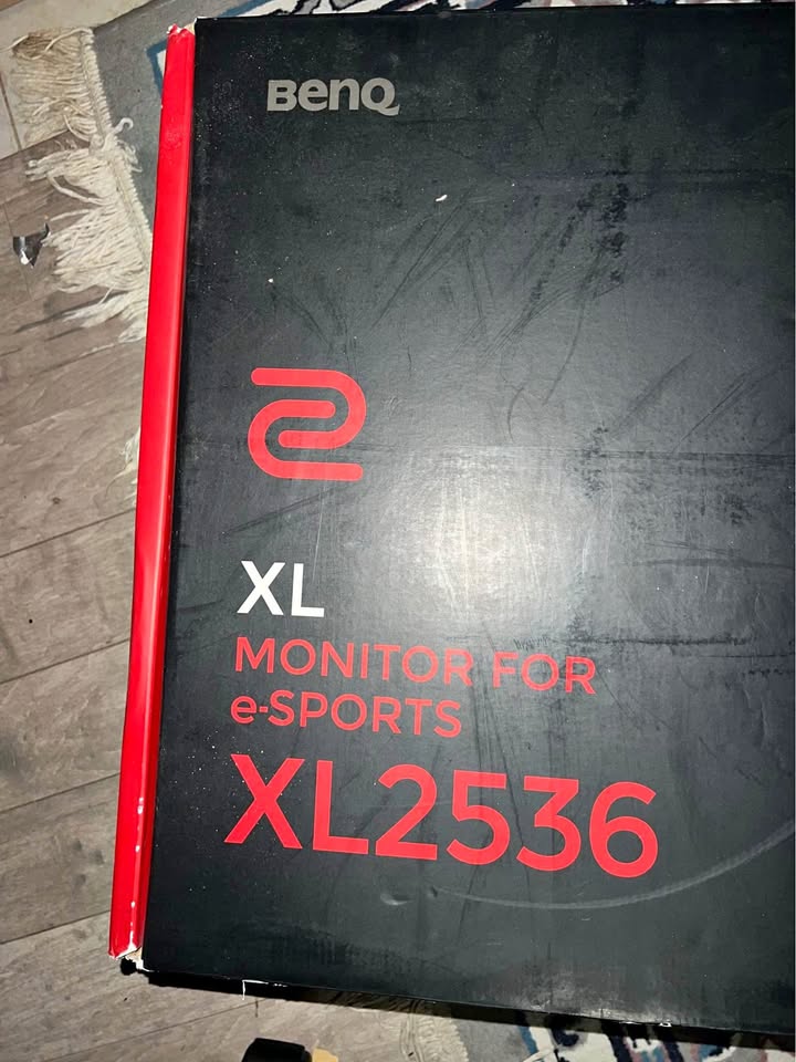 E-sports gaming monitor 144hz 1080p