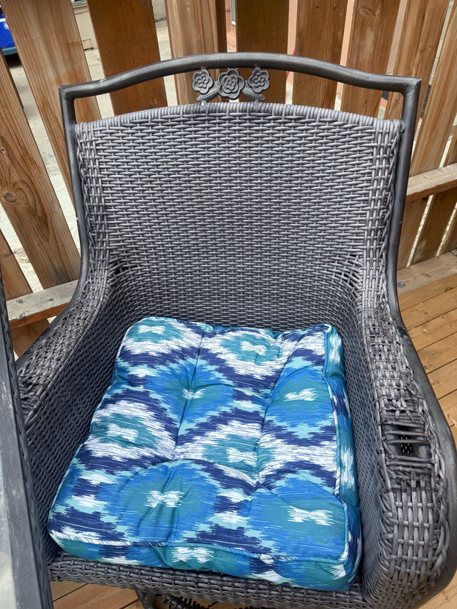 Wicker Patio Set - photo 2