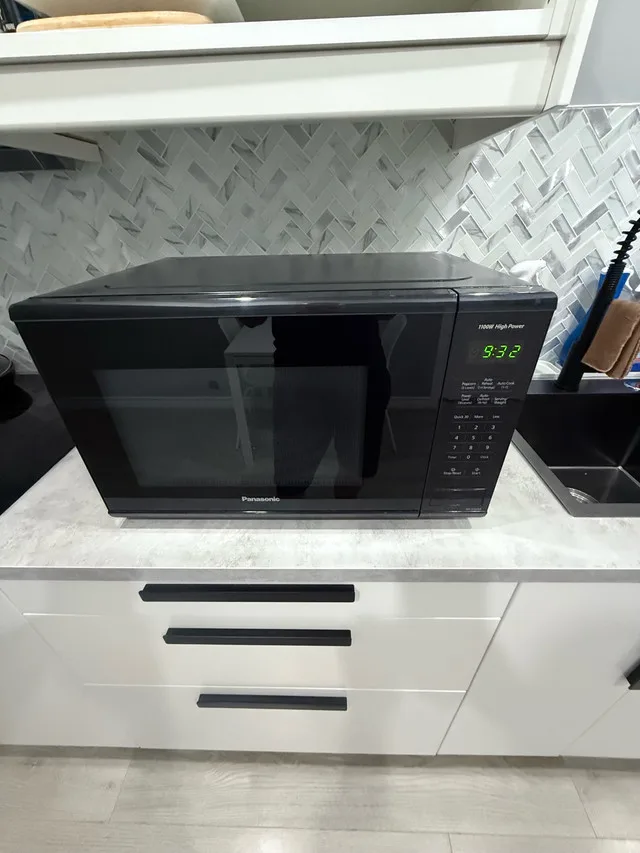 Panasonic Microwave thumbnail
