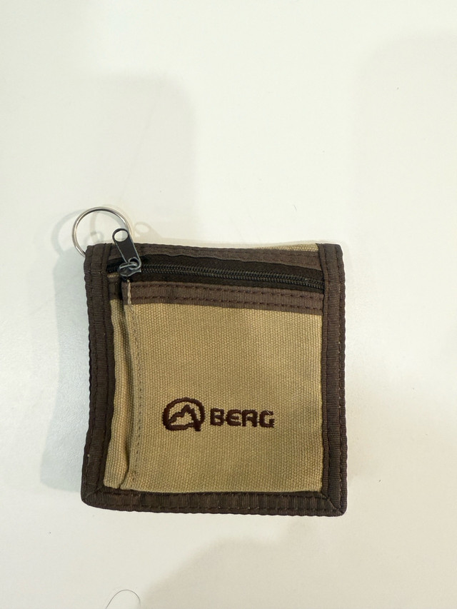 Wallet Berg