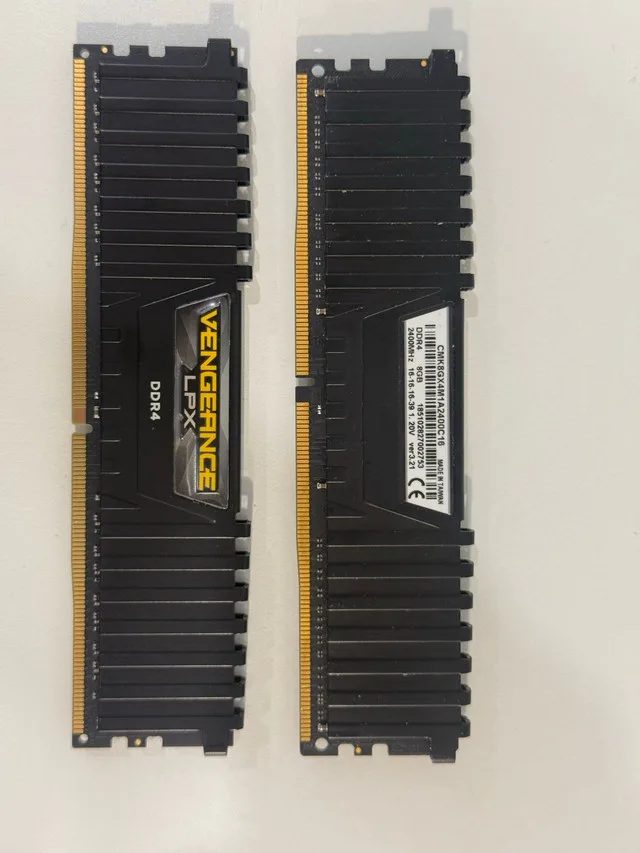 16GB DDR4 Corsair Vengeance LPX thumbnail
