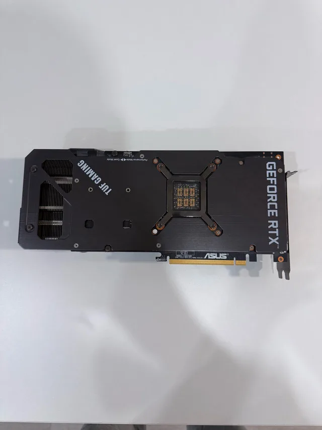 ASUS TUF Gaming GeForce RTX 3080 Ti OC Edition image indicator(3)