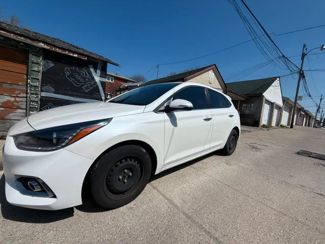2019 Hyundai Accent Hatchback image indicator(2)