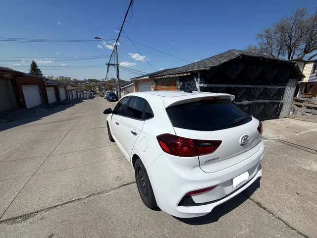 2019 Hyundai Accent Hatchback image indicator(3)