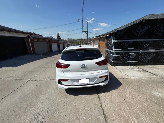 2019 Hyundai Accent Hatchback image indicator(4)