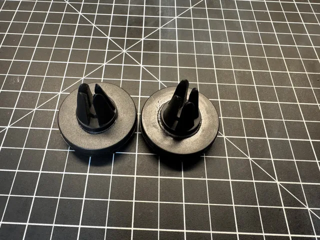 Tech 1 Magnetic phone holder for vents image indicator(3)