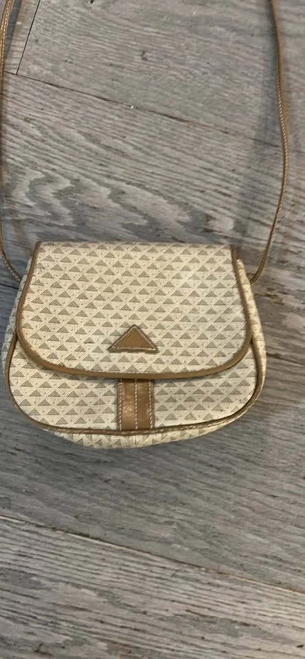 Liz Claiborne Tan and Brown Crossbody Bag image indicator(2)