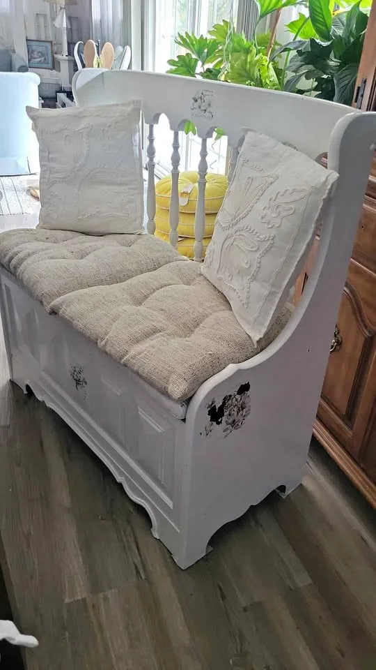 Hermosa banca para 2 pura madera $175 no almohadas thumbnail