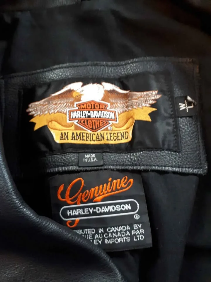 Womans Medium Leather Harley Davidson Jacket image indicator(2)