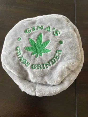 Bark Box 420 Ginas Grass Grinder Dog Toy Limited Edition image indicator(5)