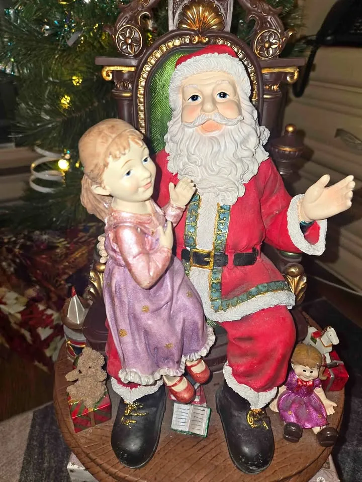 Santa Christmas decor 🎅