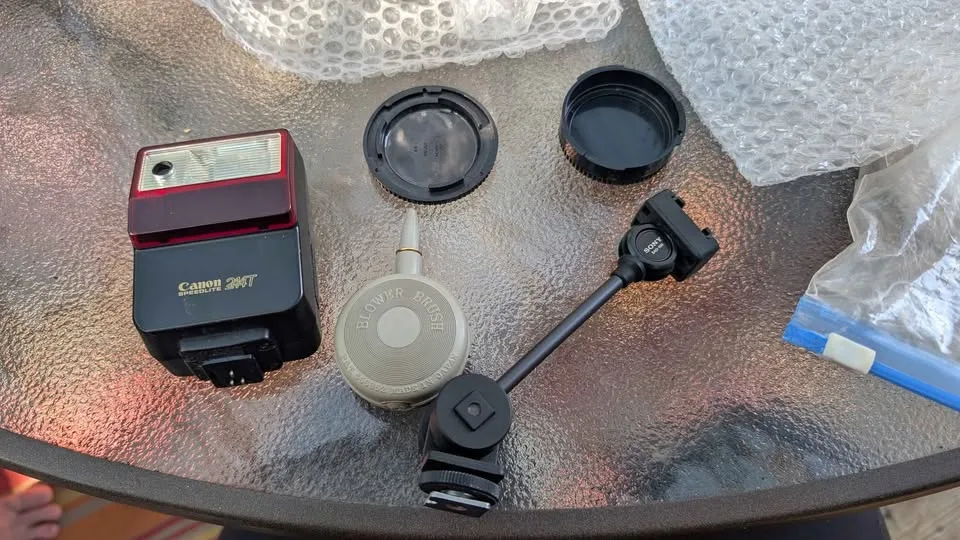 Canon T50 & Accessories image indicator(5)