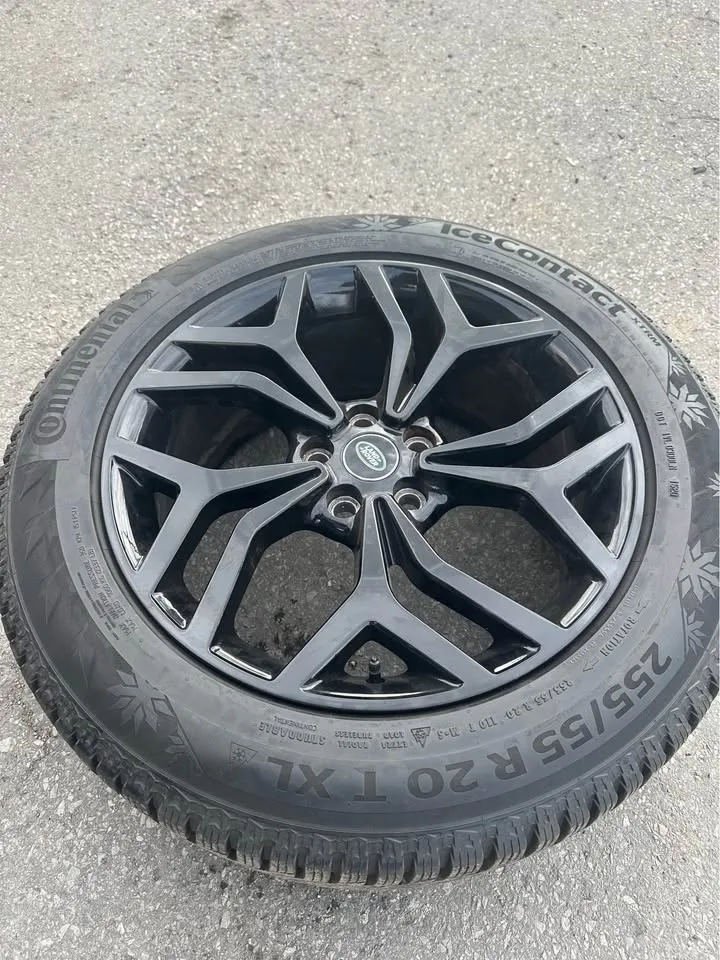 Landrover Winter Tires with Rims 255/55 R20 Continental IceC image indicator(8)
