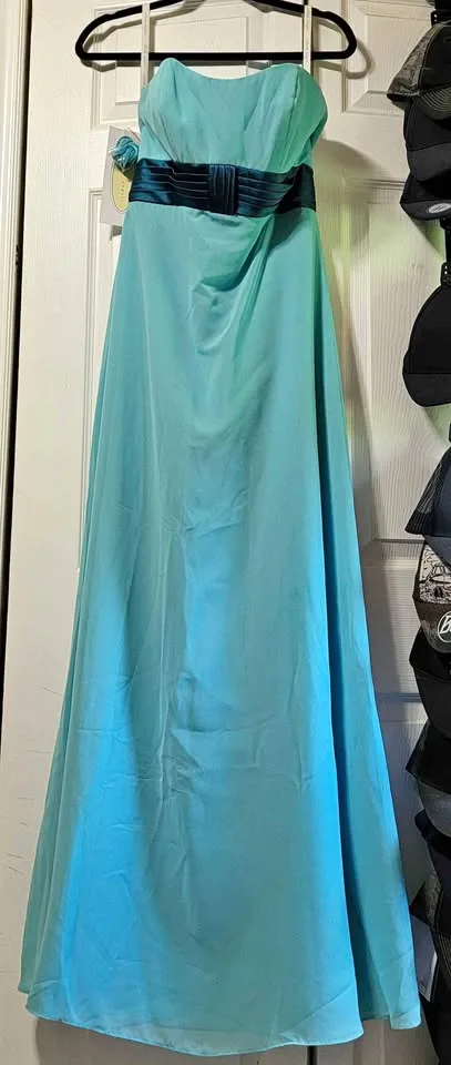 Long, Teal blue Bridesmaid Dress