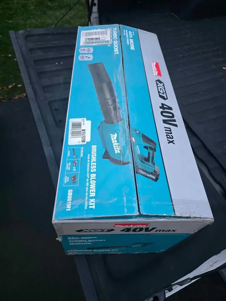 Makita XGT 40V Max Cordless Leaf Blower Kit image indicator(5)