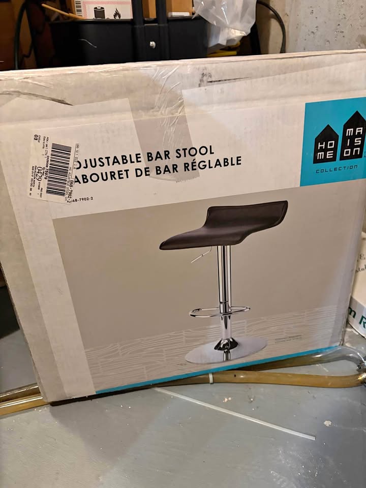 Adjustable Bar Stools - set of 4