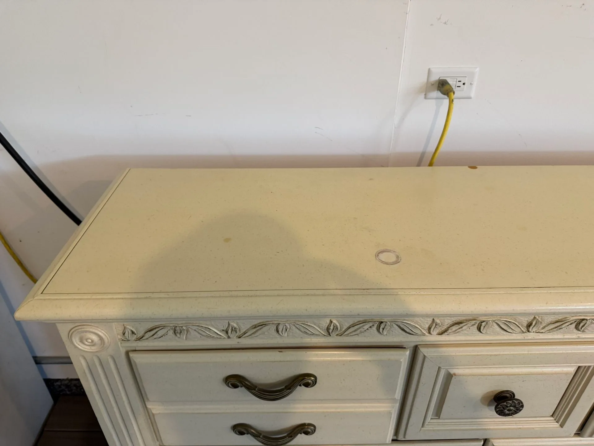 6-Drawer Wood Dresser image indicator(4)