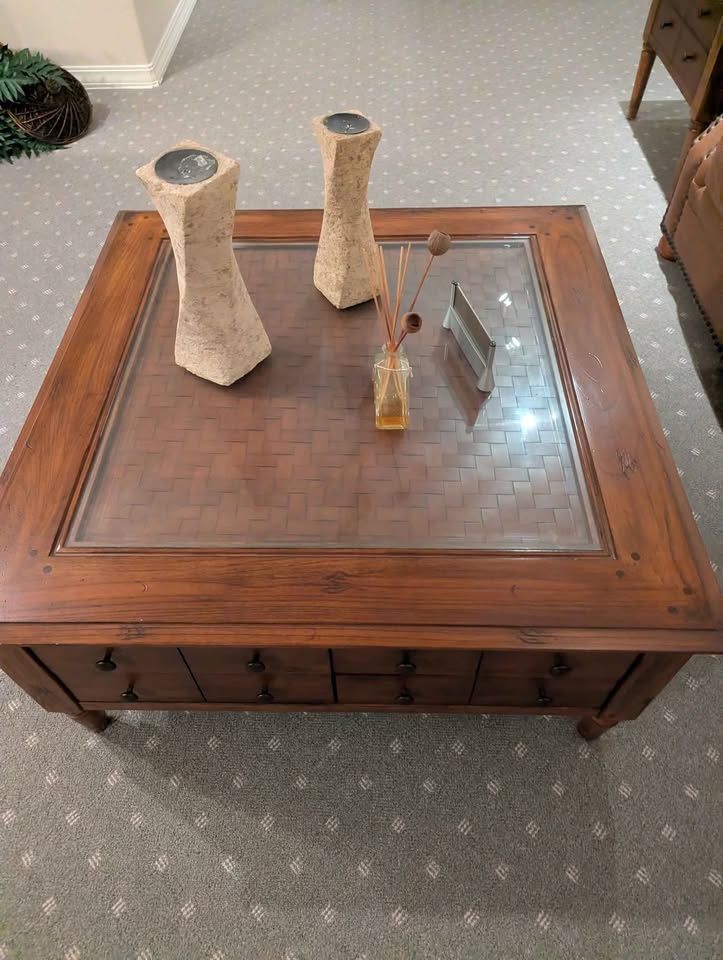 Couches lamps coffee table end tables please read post before me - photo 3
