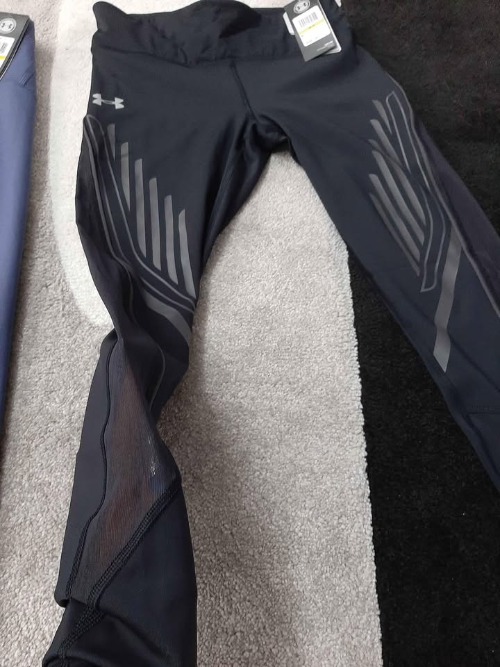 Brand new tag attached Under Armour heat collection size medium - photo 3