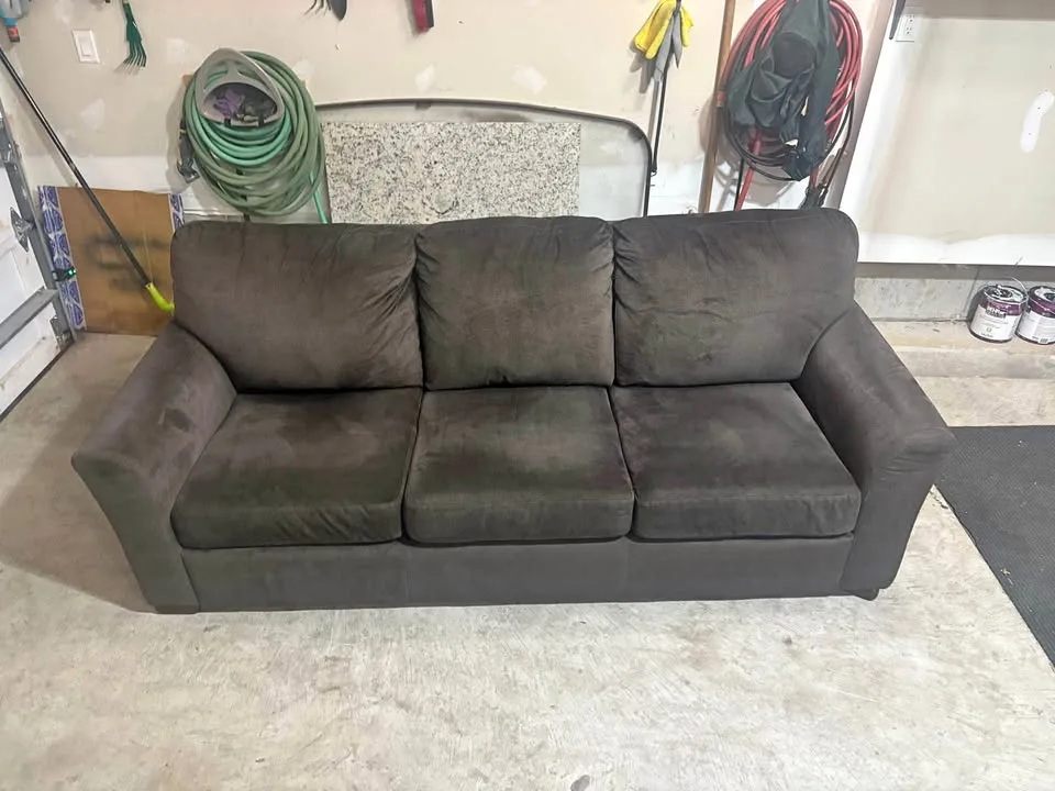FREE DELIVERY✅ MICRO SUEDE GREY LARGE 3 SEATER COUCH / SOFA
