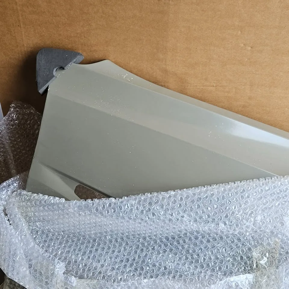 Tesla 1081400-E0-D MODEL 3 FRONT FENDER RIGHT SIDE NEW image indicator(2)