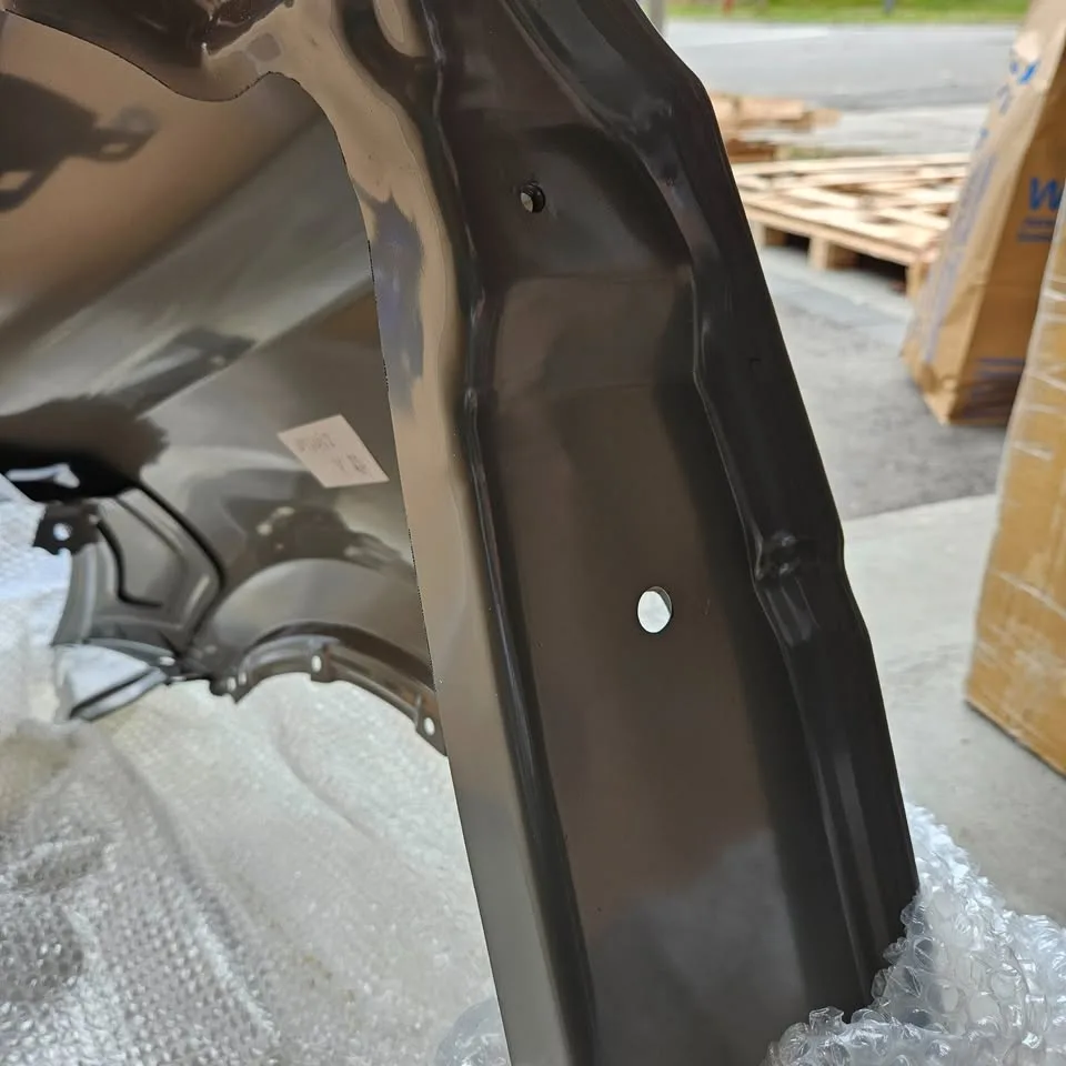 Tesla MODEL Y FRONT FENDER RIGHT SIDE NEW image indicator(5)