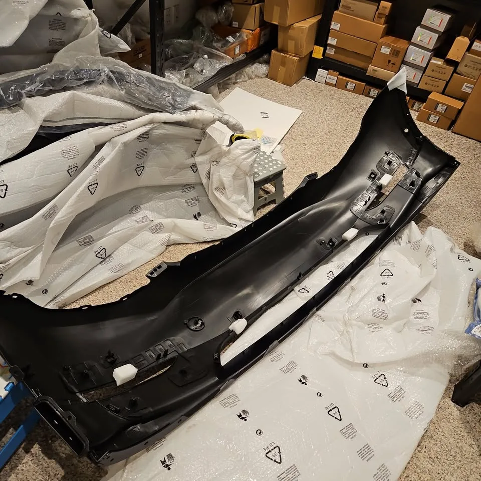 Tesla Model Y Front Bumper Cover NEW image indicator(4)