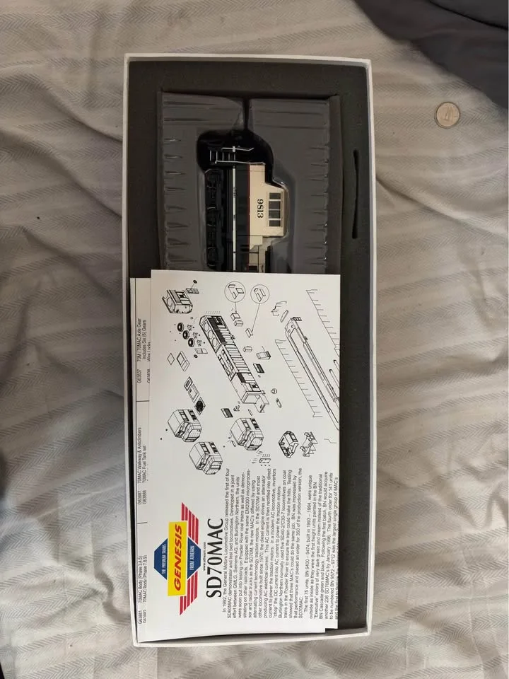 BNSF executive SD70MAC HO Scale image indicator(5)