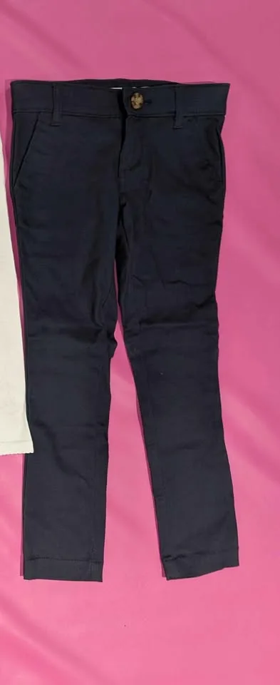 New girls navy capri leggings and chino pants size 4-5 image indicator(2)