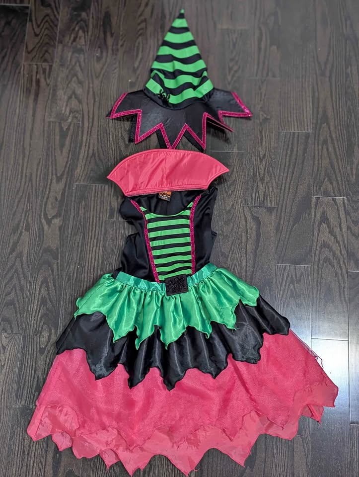 Witch girls Halloween costume size 7/8