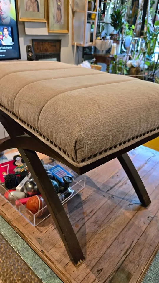 Hooker Furniture Skyline Ottoman thumbnail