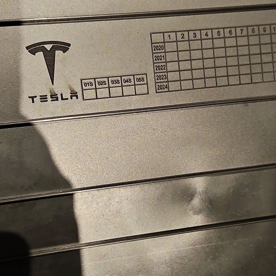 Tesla [hidden information]-C Model Y rear bumper under body lowe image indicator(5)