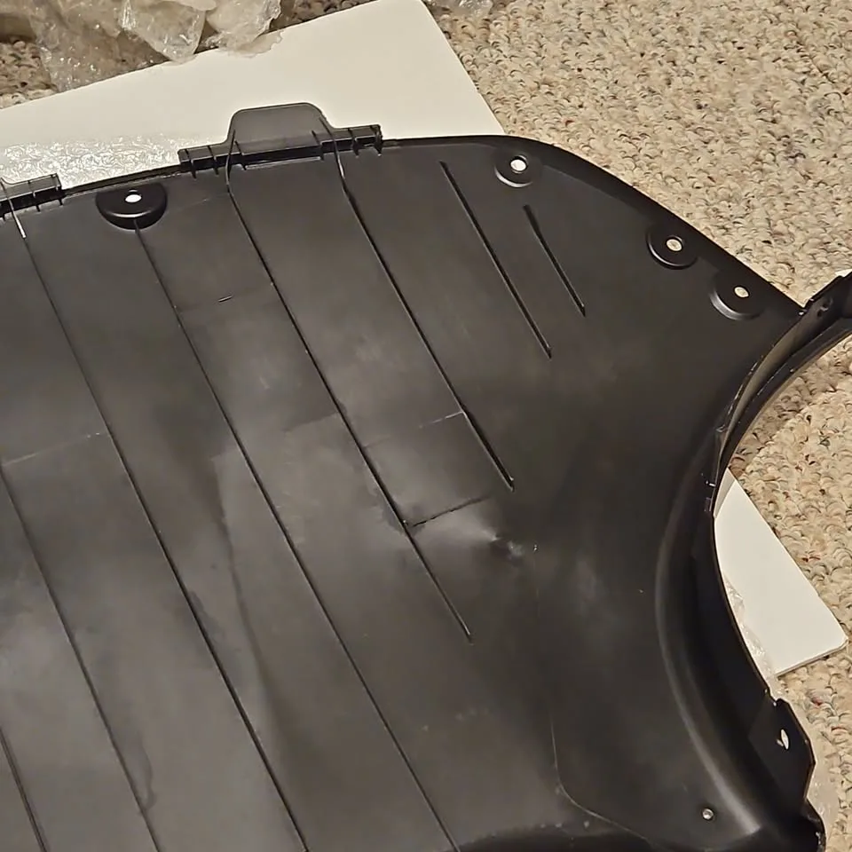 Tesla [hidden information]-C Model Y rear bumper under body lowe image indicator(7)