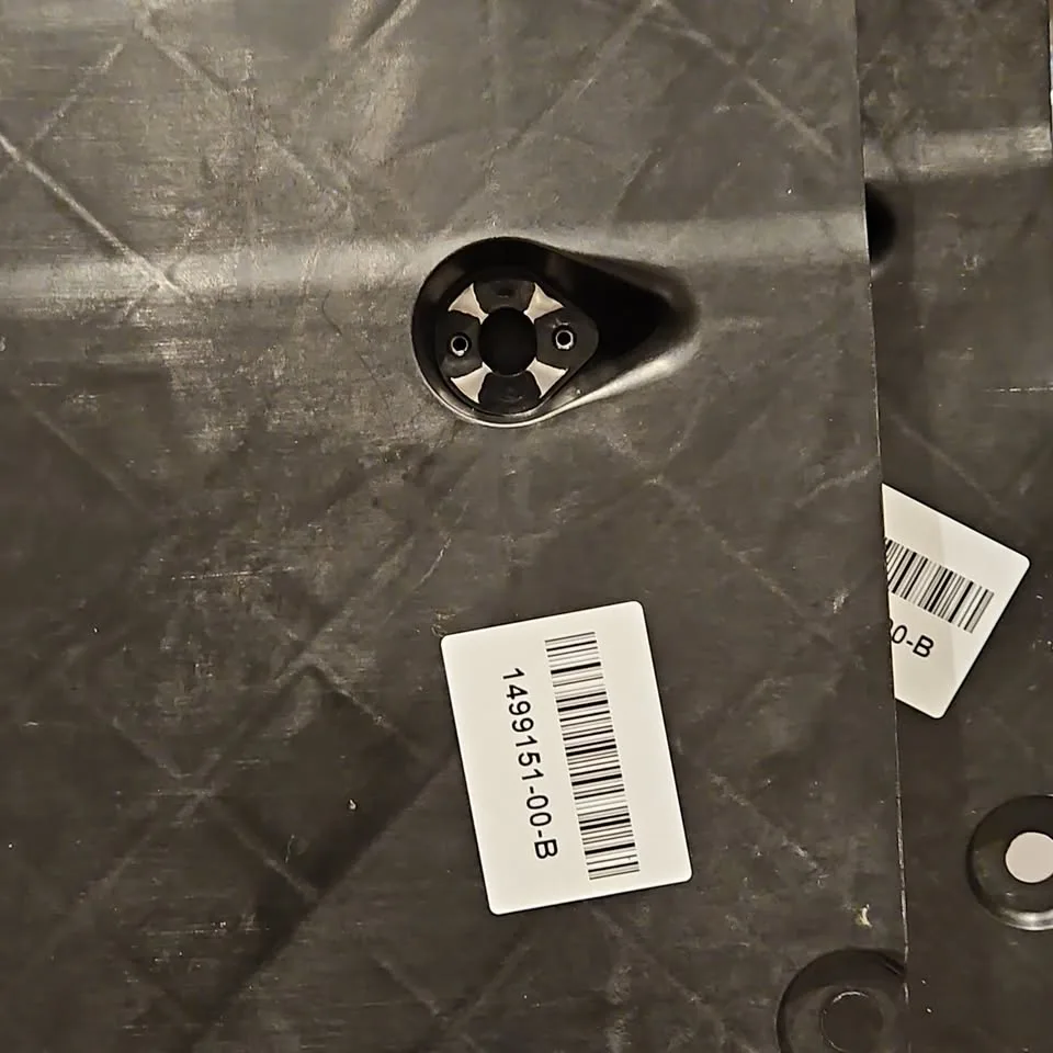 TESLA 1499151-00-C Front Underbody Aero Splash Shield image indicator(2)