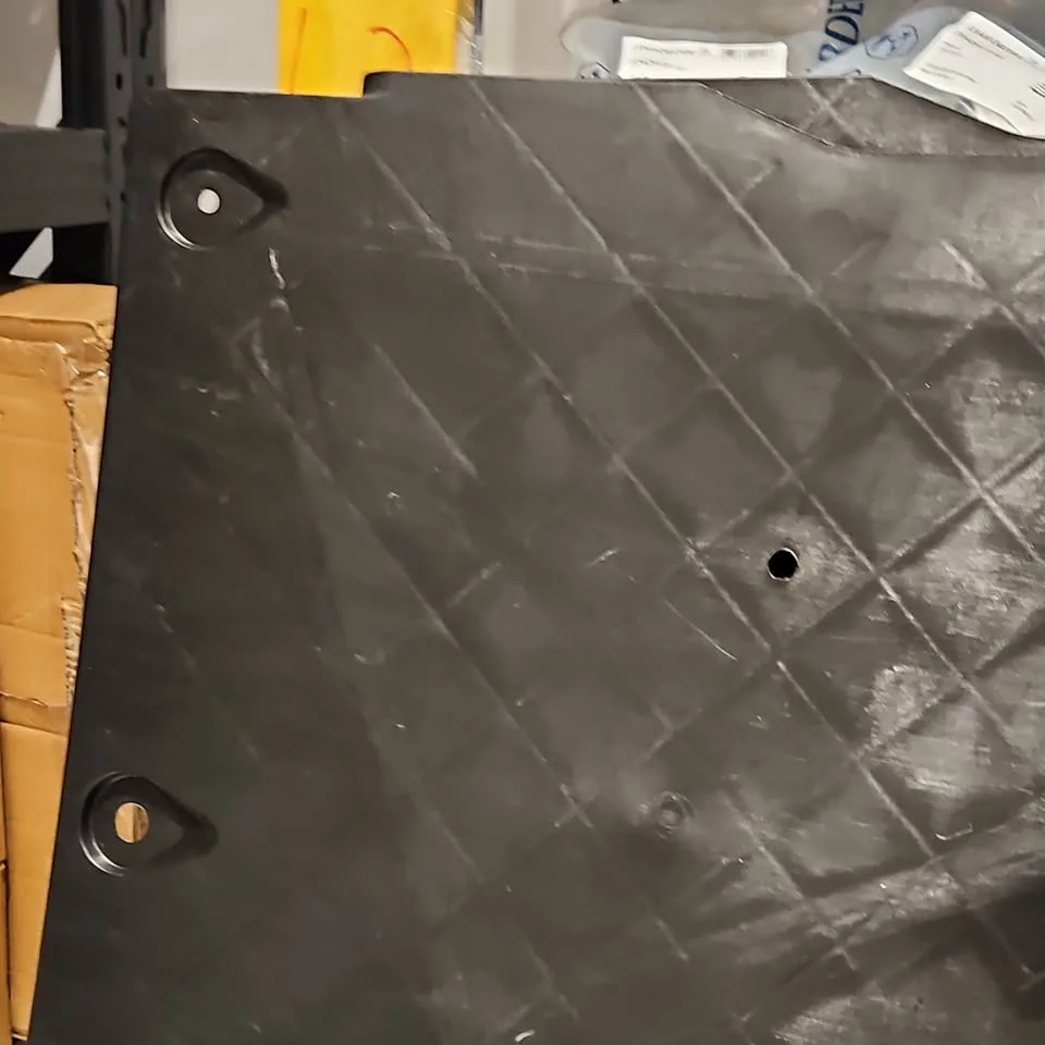 TESLA 1499151-00-C Front Underbody Aero Splash Shield image indicator(3)