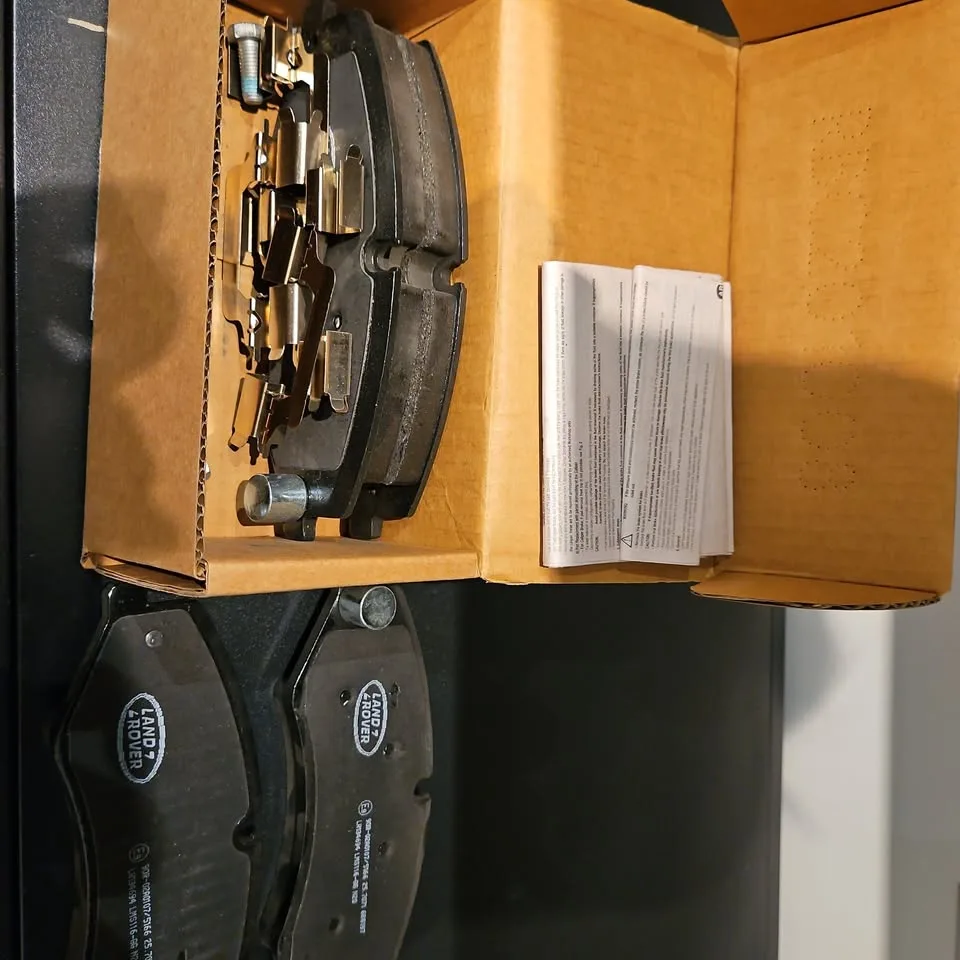 OEM LR134700 Front Brake Pads image indicator(3)